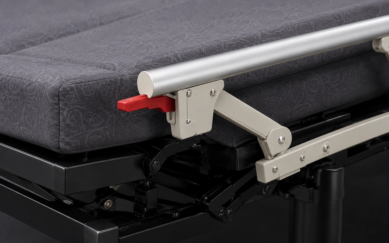 S1-G side-rail connection detail