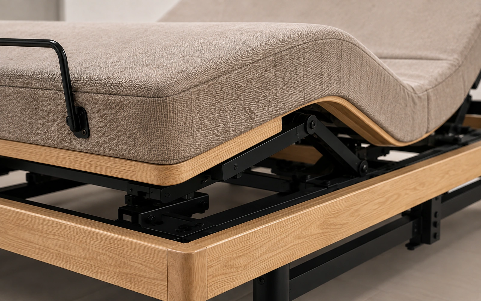 S2 wood-toned board and black open frame detail